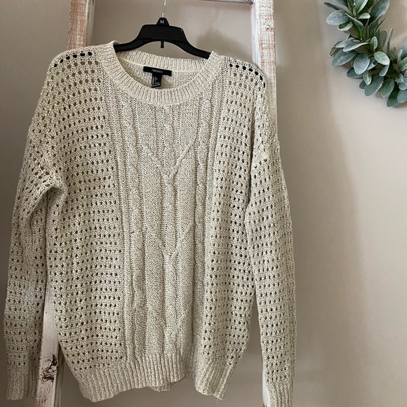 ✨Gray Sweater from Forever 21✨ - Picture 2 of 5